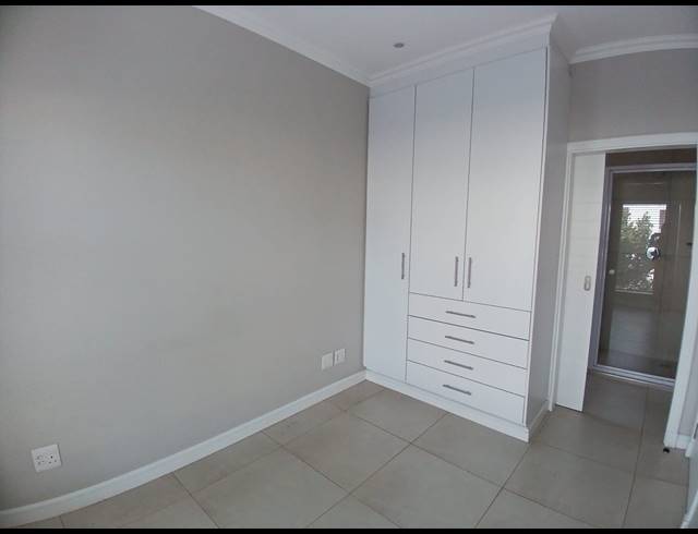 1 BEDROOM APARTMENT TO LET IN EMBERTON ESTATE
